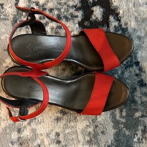 FIONI Clothing Red Ankle-Strap Platform Sandals